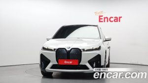 BMW iX xDrive50 Sport Plus 2023 года из Южной Кореи