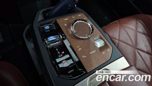 BMW iX xDrive50 Sport Plus 2023 года из Южной Кореи