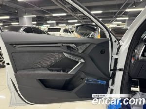 Audi RS3 2.5 TFSI 4WD Carbon Edition 2025 года из Южной Кореи