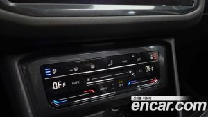 Volkswagen Tiguan 2.0 TSI Prestige 2023 года из Южной Кореи