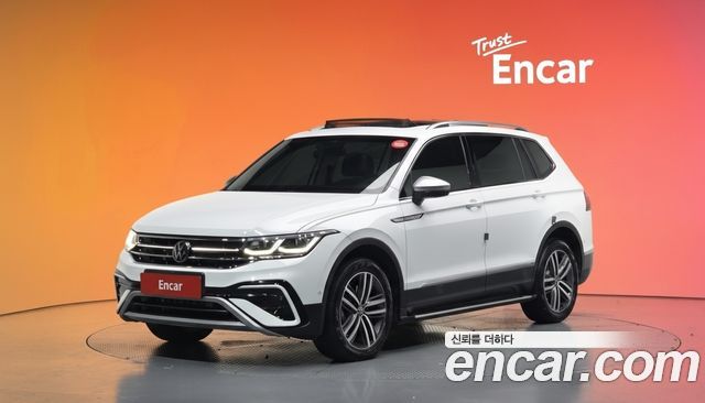 Volkswagen Tiguan 2.0 TSI Prestige 2023 года из Кореи