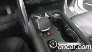 Land Rover Discovery D250 SE 2023 года из Южной Кореи