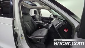 Land Rover Discovery D250 SE 2023 года из Южной Кореи