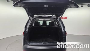 Land Rover Discovery D250 SE 2023 года из Южной Кореи