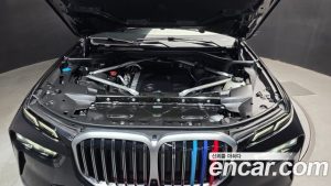 BMW X7 xDrive 40d M Sport 6 2024 года из Южной Кореи