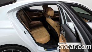 Genesis G70 Бензин 2.5T 4WD 2024 года из Южной Кореи