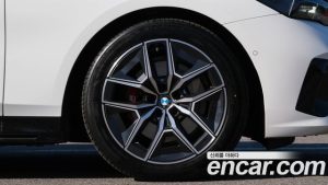 BMW 5-Series 520i Special Edition 2024 года из Южной Кореи