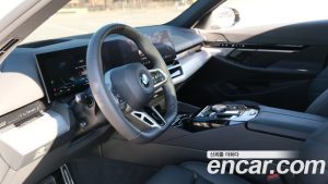BMW 5-Series 520i Special Edition 2024 года из Южной Кореи