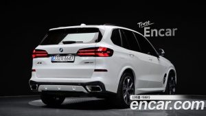BMW X5 xDrive 40i M Sport 2025 года из Южной Кореи
