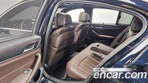 BMW 5-Series 523d M Sport 2023 года из Южной Кореи