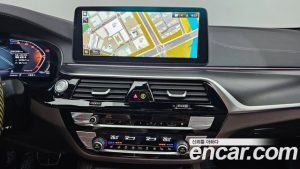 BMW 5-Series 523d M Sport 2023 года из Южной Кореи