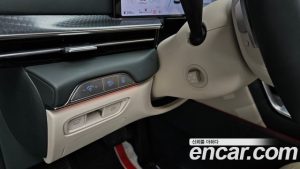 Genesis GV80 2.5T Бензин AWD 2025 года из Южной Кореи