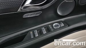 Genesis GV80 2.5T Бензин AWD 2025 года из Южной Кореи