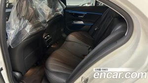 Mercedes-Benz E-Class E200 Avantgarde 2025 года из Южной Кореи