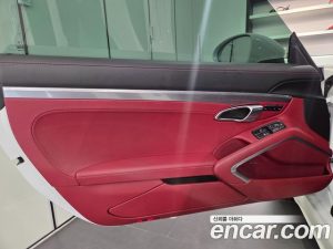 Porsche 718 4.0 GTS 2023 года из Южной Кореи