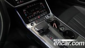 Audi A6 45 TFSI 2023 года из Южной Кореи