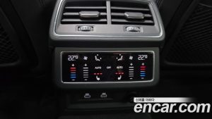 Audi A6 45 TFSI 2023 года из Южной Кореи