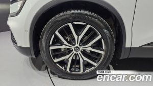Renault-KoreaSamsung QM6 2.0 LPe RE Signature 2WD 2023 года из Южной Кореи