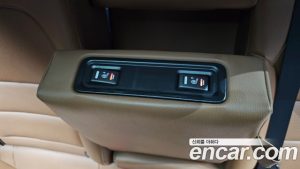 Renault-KoreaSamsung QM6 2.0 LPe RE Signature 2WD 2023 года из Южной Кореи