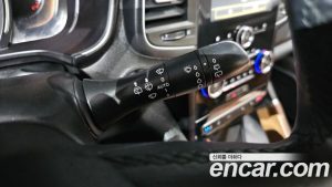 Renault-KoreaSamsung QM6 2.0 LPe RE Signature 2WD 2023 года из Южной Кореи