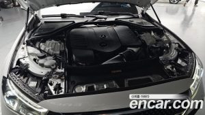 Mercedes-Benz E-Class E300 4MATIC AMG Line 2024 года из Южной Кореи