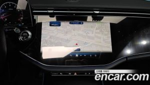 Mercedes-Benz E-Class E300 4MATIC AMG Line 2024 года из Южной Кореи