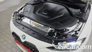 BMW i4 eDrive40 M Sport PRO 2024 года из Южной Кореи