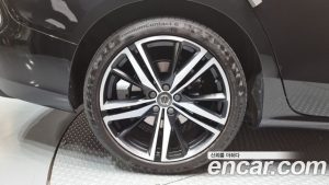 Volvo S60 B5 R- 2022 года из Южной Кореи