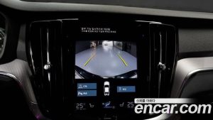 Volvo S60 B5 R- 2022 года из Южной Кореи