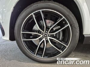 Mercedes-Benz GLS-Class GLS580 4MATIC 2025 года из Южной Кореи