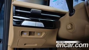 Genesis G80 Бензин 2.5 Turbo 2WD 2025 года из Южной Кореи