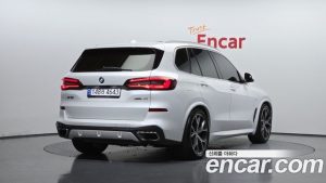 BMW X5 xDrive 40i M Sport 2023 года из Южной Кореи