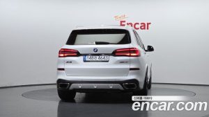 BMW X5 xDrive 40i M Sport 2023 года из Южной Кореи