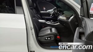BMW X5 xDrive 40i M Sport 2023 года из Южной Кореи