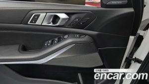 BMW X5 xDrive 40i M Sport 2023 года из Южной Кореи