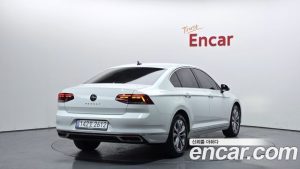 Volkswagen Passat 2.0 TDI Premium 2022 года из Южной Кореи
