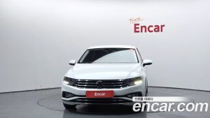Volkswagen Passat 2.0 TDI Premium 2022 года из Южной Кореи