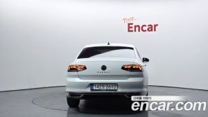 Volkswagen Passat 2.0 TDI Premium 2022 года из Южной Кореи