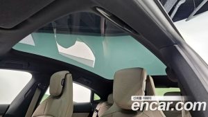 Porsche Taycan 4S 2024 года из Южной Кореи