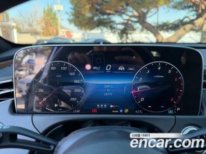 Mercedes-Benz E-Class E200 Avantgarde Limited 2025 года из Южной Кореи