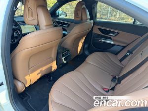 Mercedes-Benz E-Class E200 Avantgarde Limited 2025 года из Южной Кореи