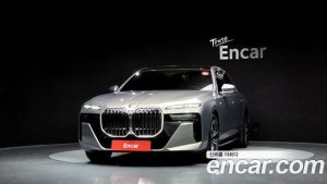 BMW 7-Series 740i xDrive M Sport 2025 года из Южной Кореи