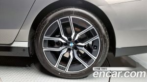 BMW 7-Series 740i xDrive M Sport 2025 года из Южной Кореи