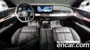 BMW 7-Series 740i xDrive M Sport 2025 года из Южной Кореи