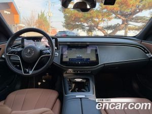 Mercedes-Benz E-Class E200 Avantgarde Limited 2025 года из Южной Кореи