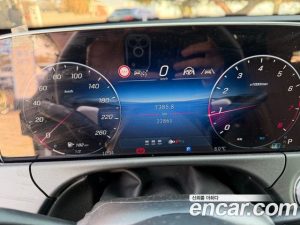 Mercedes-Benz E-Class E200 Avantgarde Limited 2025 года из Южной Кореи