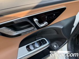 Mercedes-Benz E-Class E200 Avantgarde Limited 2025 года из Южной Кореи