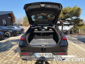 Mercedes-Benz GLC-Class GLC300 4MATIC Avantgarde Coupe 2025 года из Южной Кореи