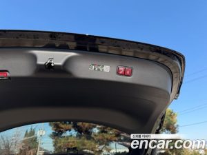 Mercedes-Benz GLC-Class GLC300 4MATIC Avantgarde Coupe 2025 года из Южной Кореи