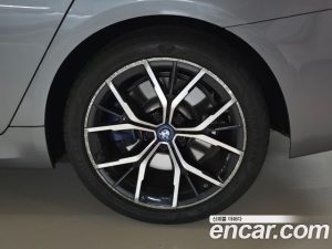BMW 5-Series 530e M Sport 2023 года из Южной Кореи